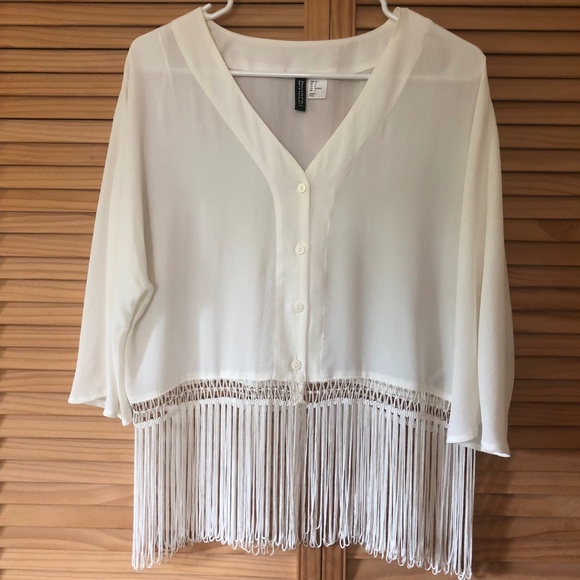 H&M Tops - H&M Fringe Top H&M Tops - H&M Fringe Top